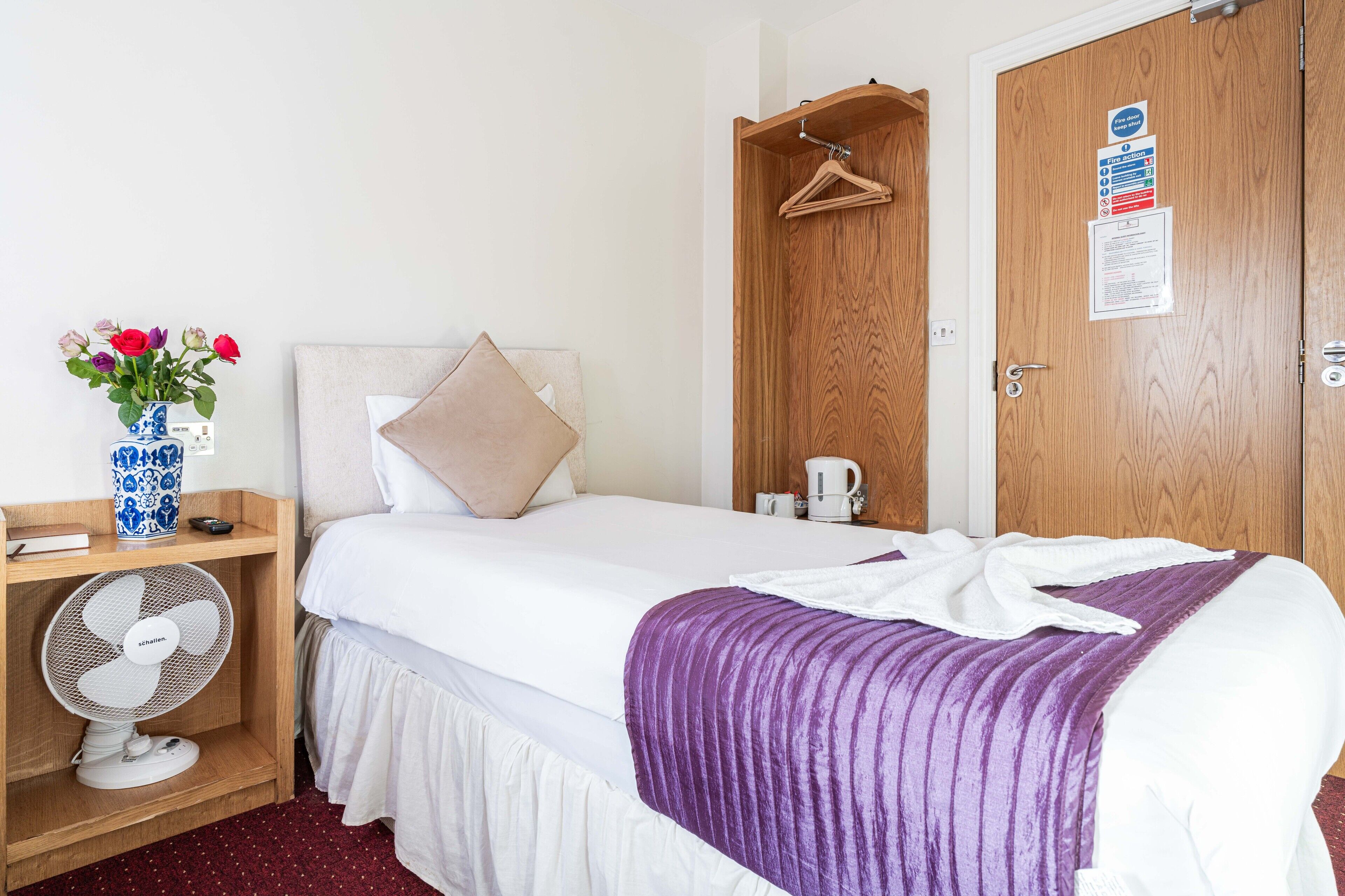 Photo - Lancaster Court Hotel