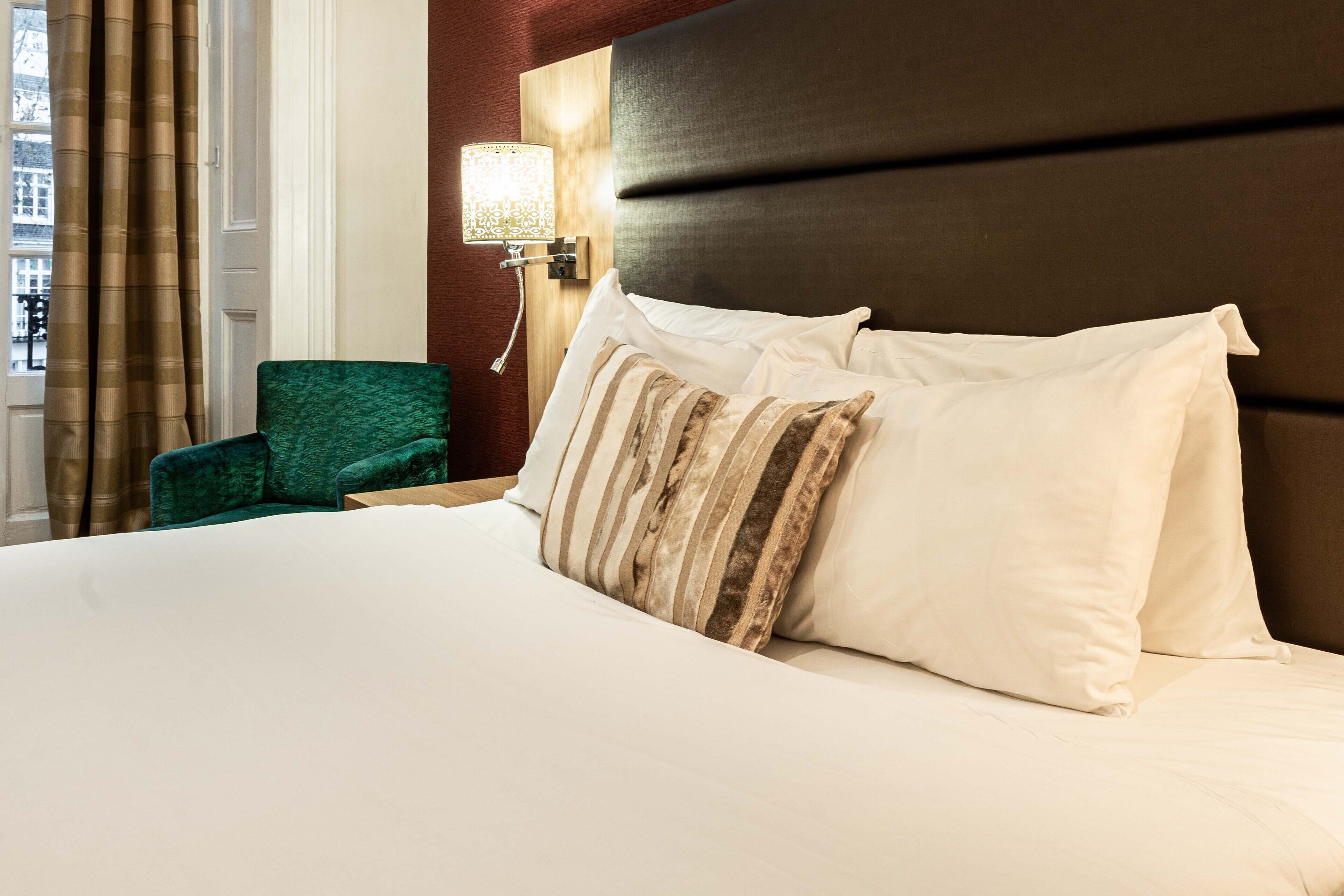 Photo - Lancaster Court Hotel