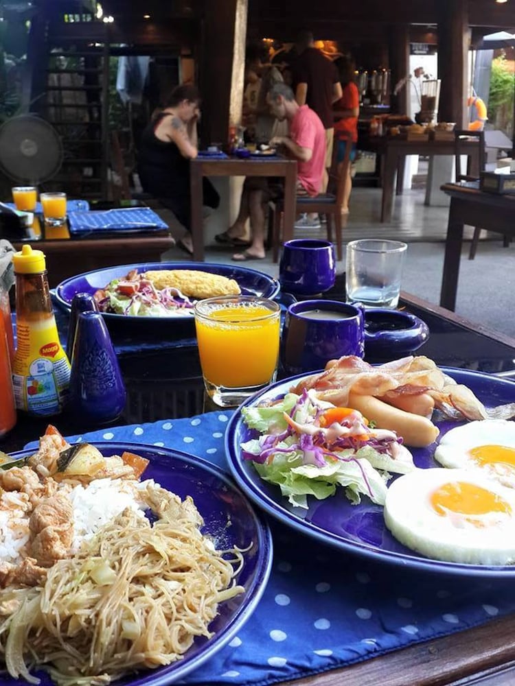 Banthai Village by null