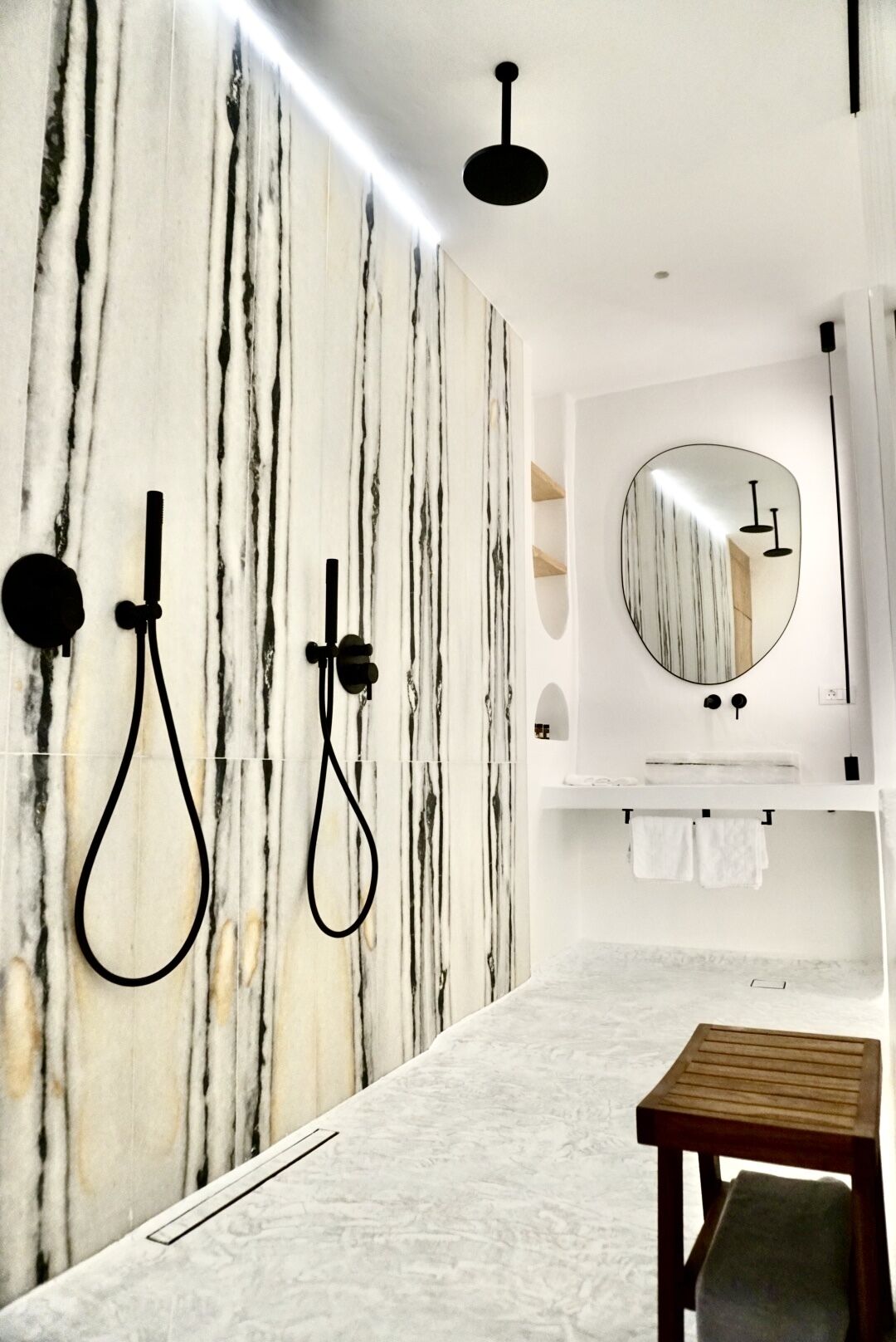 panoramic double room | bathroom | shower, hair dryer, towels