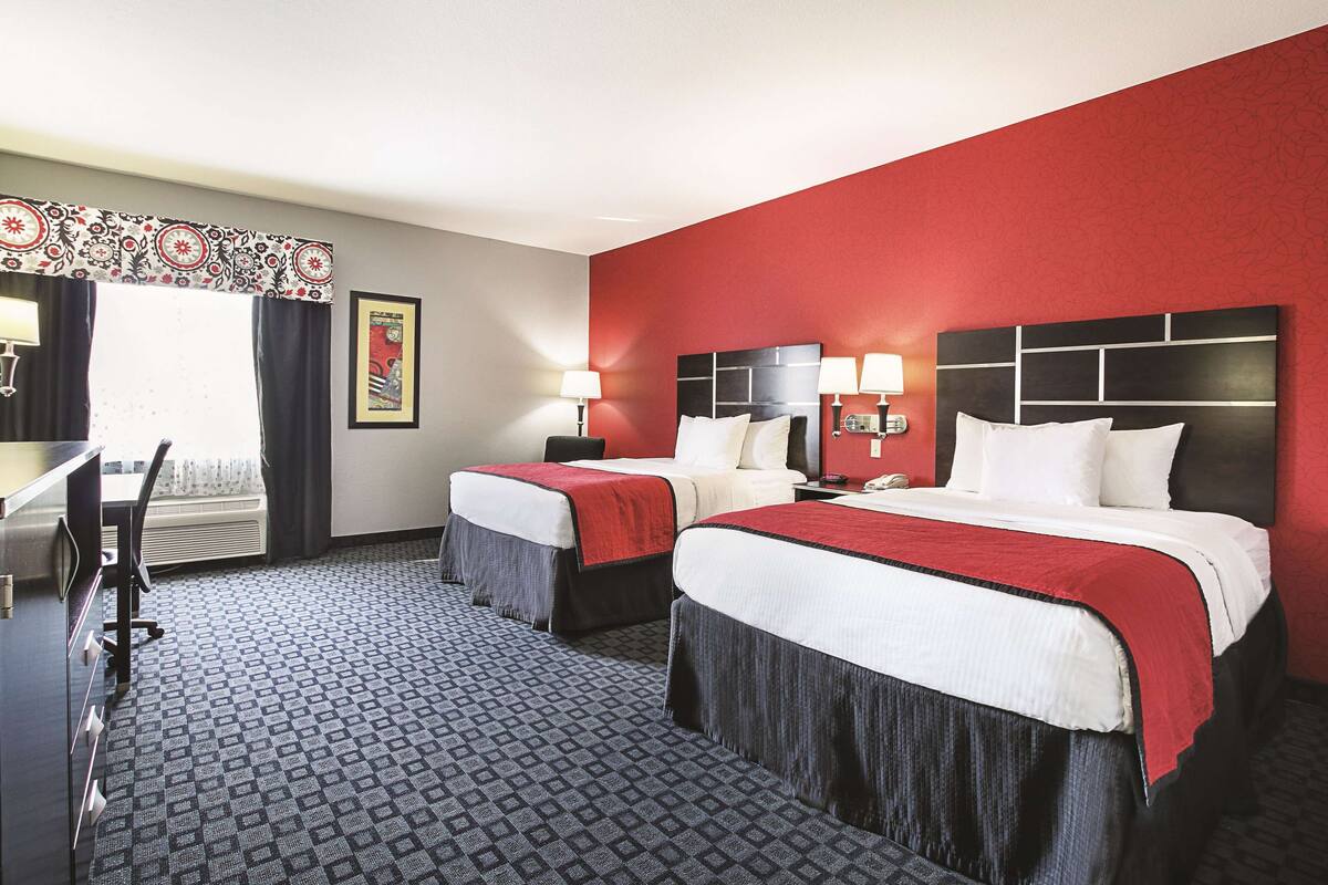 egyptian cotton sheets, premium bedding, pillow-top beds