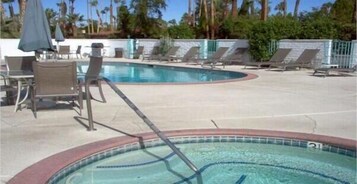 2 outdoor pools, pool umbrellas, sun loungers