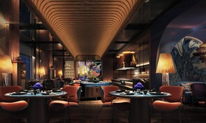 3 restaurants, breakfast, lunch, dinner served; Chinese cuisine 