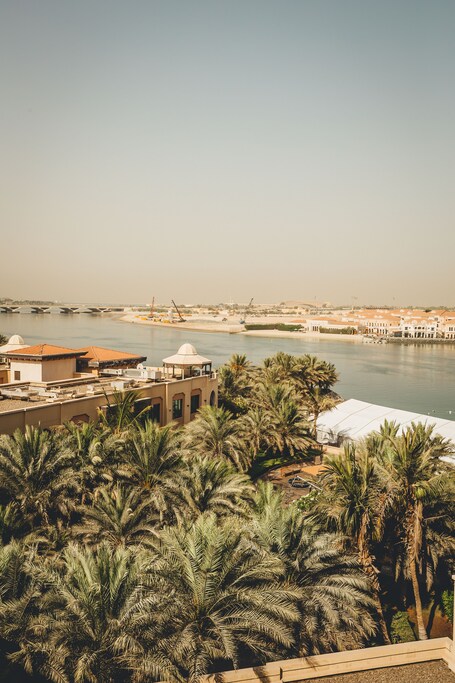 Traders Hotel, Qaryat Al Beri - Image 5
