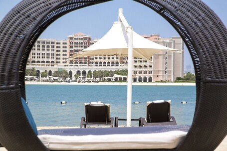 Traders Hotel, Qaryat Al Beri - Image 2