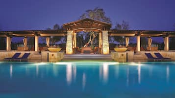 4 outdoor pools, pool cabanas (surcharge), pool umbrellas