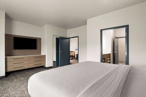 Suite, 1 King Bed, Non Smoking (1 Bedroom)