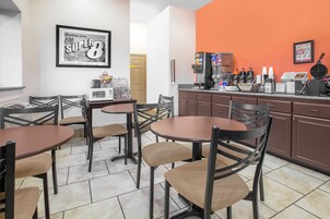 Desayuno para llevar incluido todos los días 