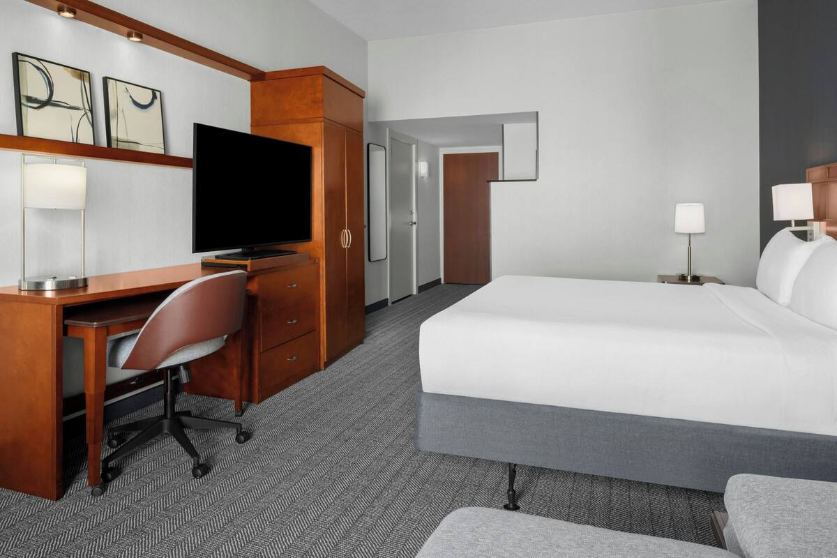 Coffres-forts dans les chambres, bureau, rideaux occultants