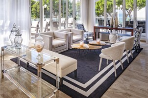 Salón en el vestíbulo