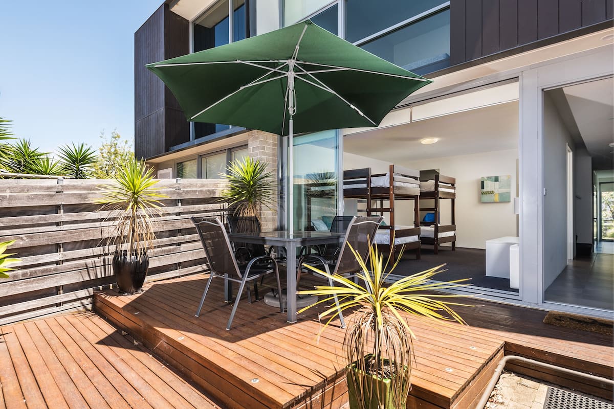 Standard Apartment, 3 Bedrooms, Non Smoking | Teres/patio