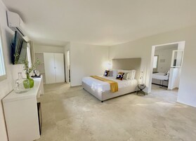 Caja de seguridad en la habitación, wifi gratis y ropa de cama 