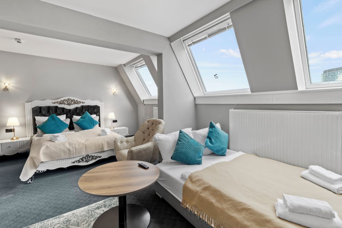 Individualmente decorados, escrivaninha