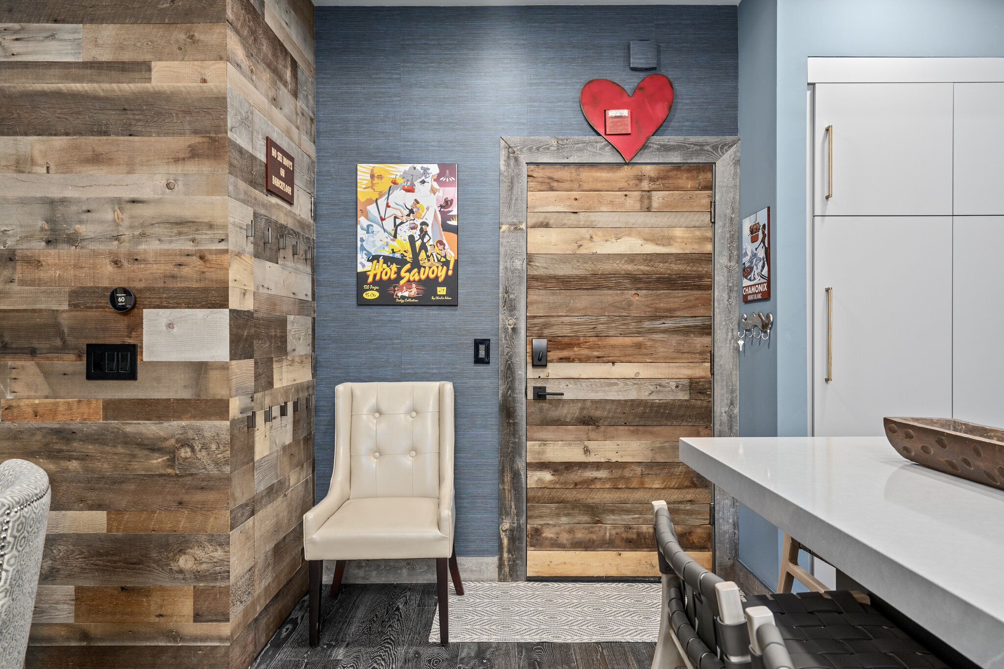 deluxe condo, 3 bedrooms, 3 bathrooms, slope side | egyptian cotton sheets, premium bedding, down duvets, memory-foam beds