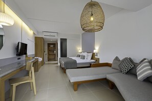 Studio with Pool View | Room amenity - Sunwing Kamala Beach (Kamala)