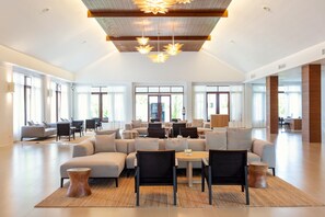 Lobby sitting area - Sunwing Kamala Beach (Kamala)