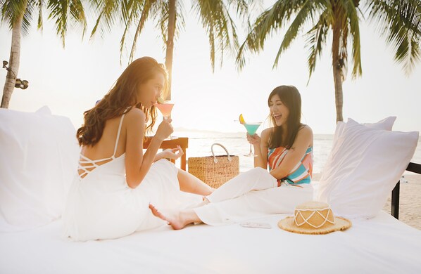Beach bar