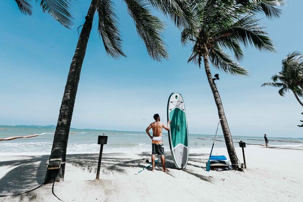 Surfing/boogie boarding - Pullman Pattaya Hotel G (Pattaya)