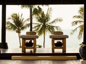 Salas de tratamientos para parejas, sauna, bañera de hidromasaje