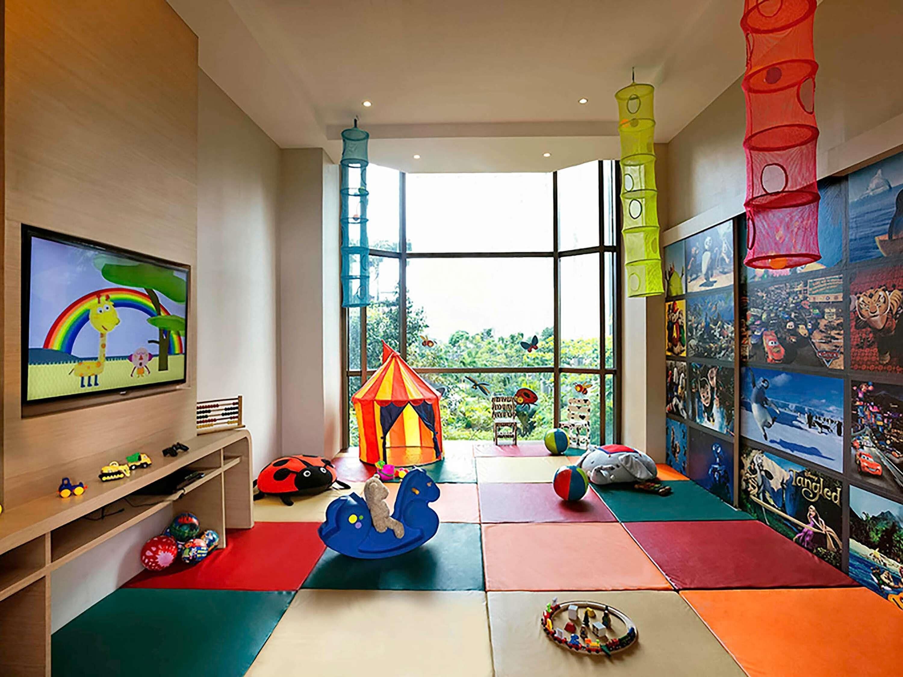 พื้นที่เล่นสำหรับเด็ก - ในร่ม