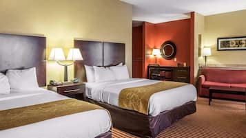 Studio, Multiple Beds, Non Smoking | Egyptian cotton sheets, hypo-allergenic bedding, pillowtop beds, desk