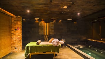 Sauna, Whirlpool, Dampfbad, TĂŒrkisches Bad/Hamam, Körperbehandlungen