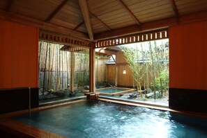 Public bath - Nishimuraya Honkan (Toyooka)