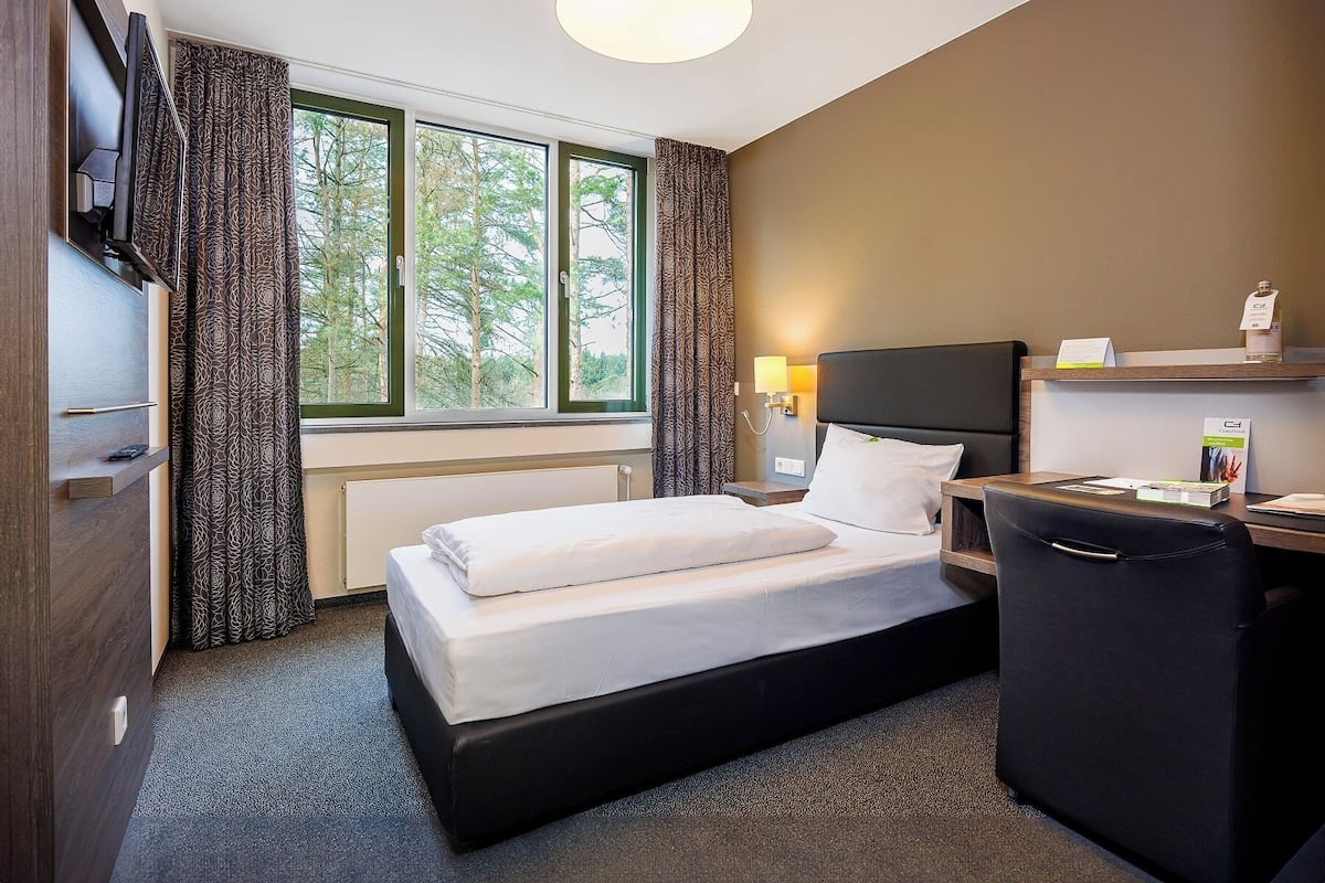 single room | in-room safe, desk, blackout curtains, free wifi