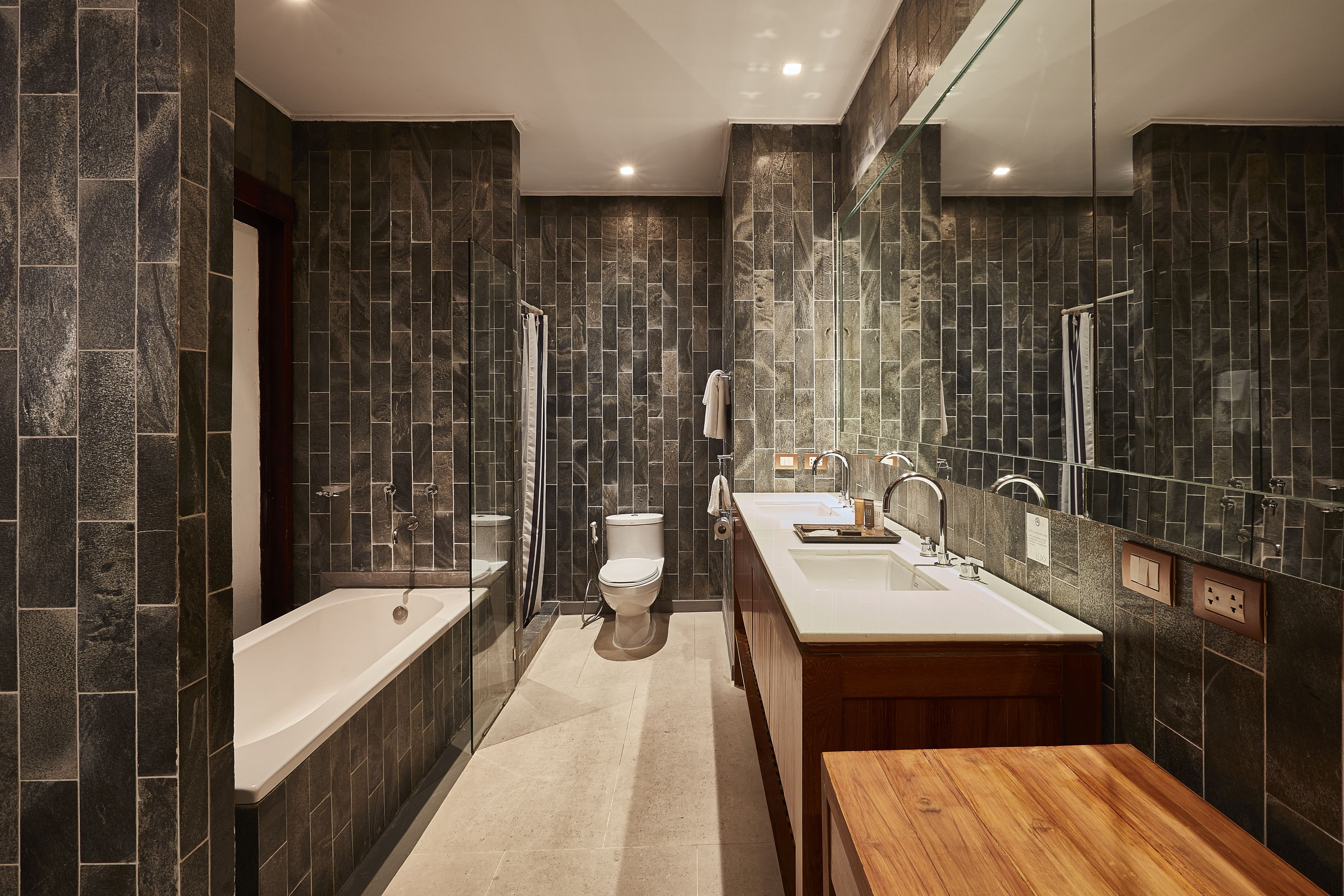 Foto - LUXX Langsuan Hotel - SHA Plus