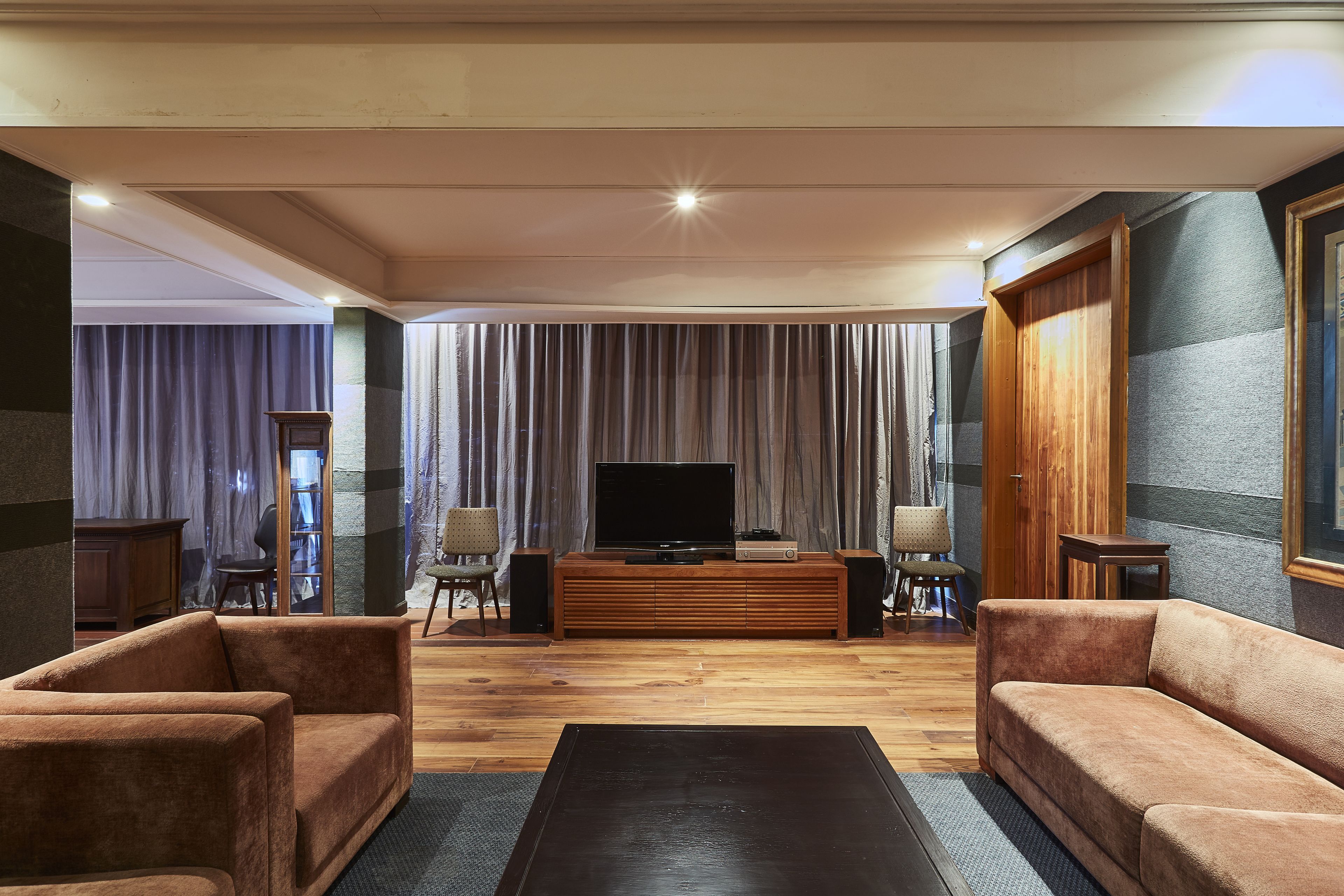 Foto - LUXX Langsuan Hotel - SHA Plus