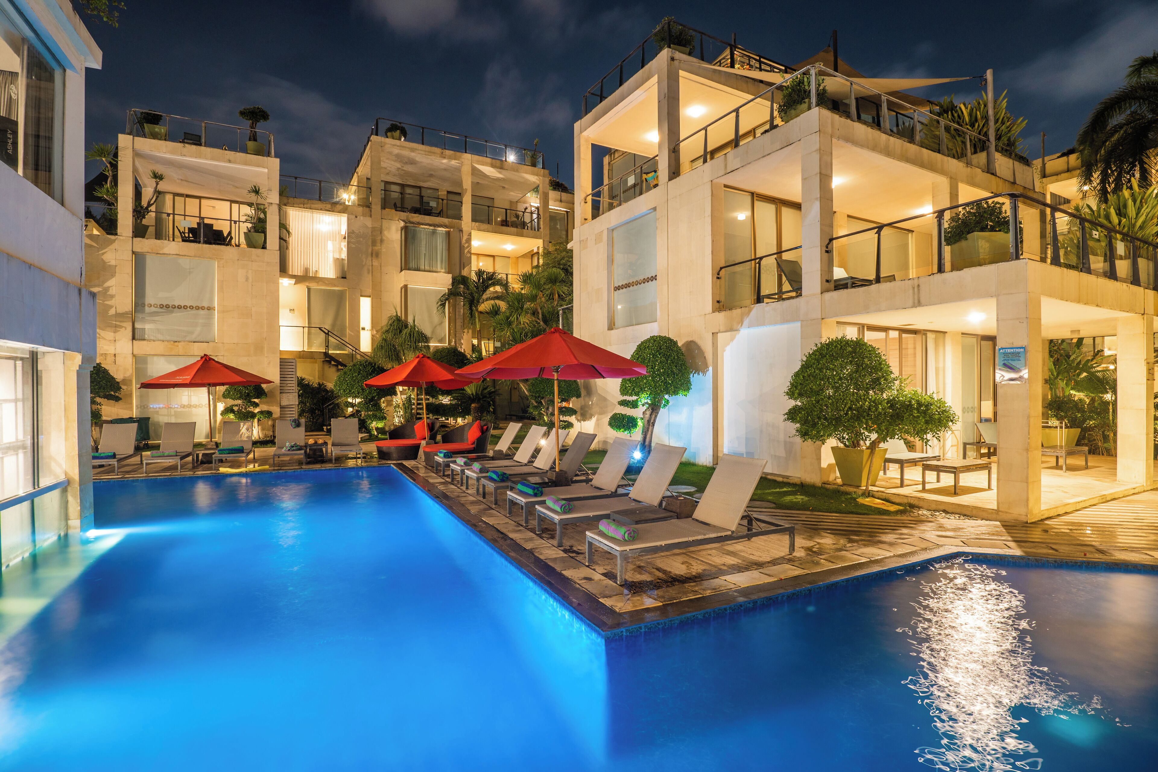 outdoor pool, pool umbrellas, pool loungers