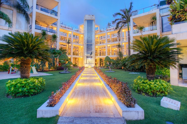 Front of property - evening/night