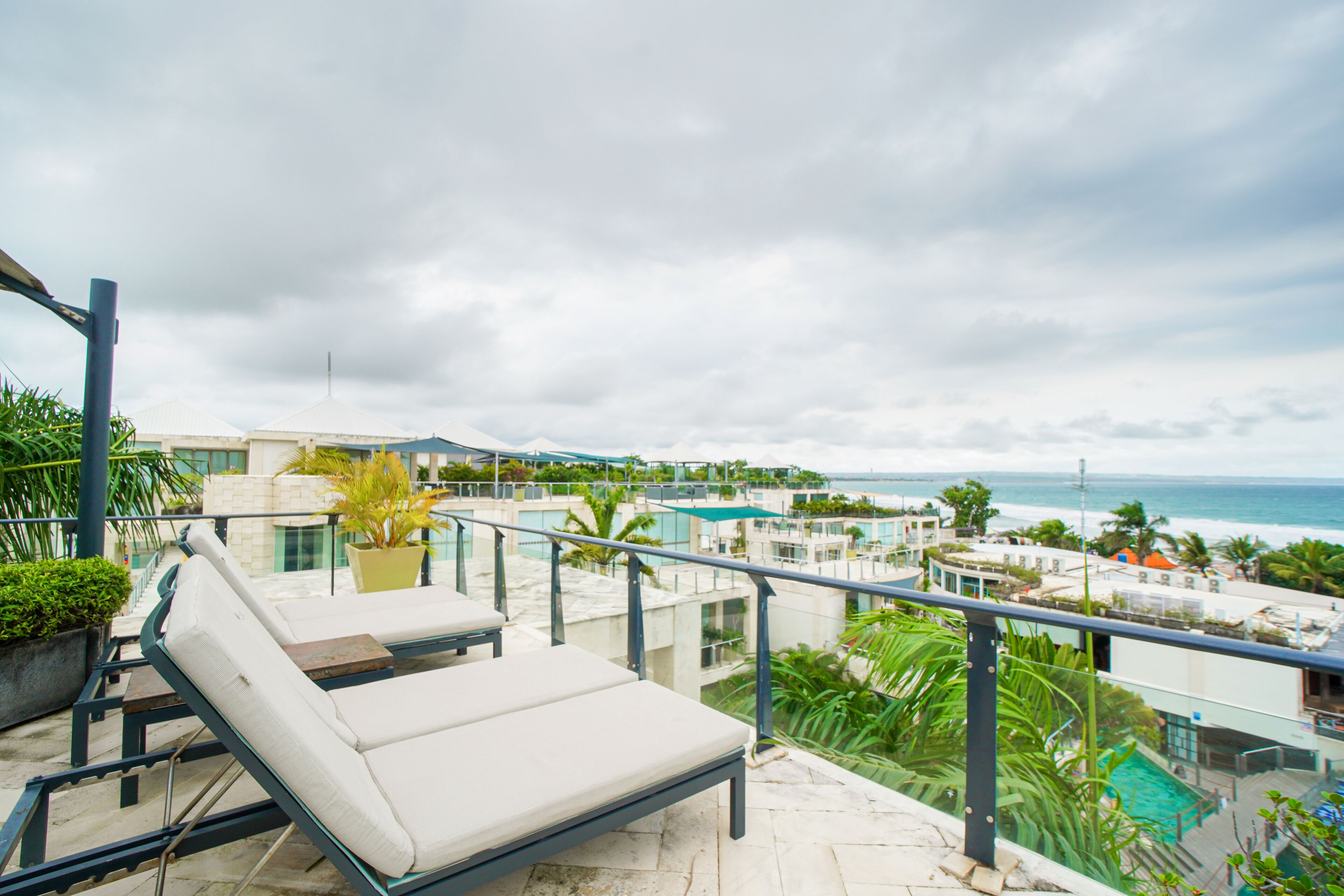 three bedroom penthouse ocean view | exterior