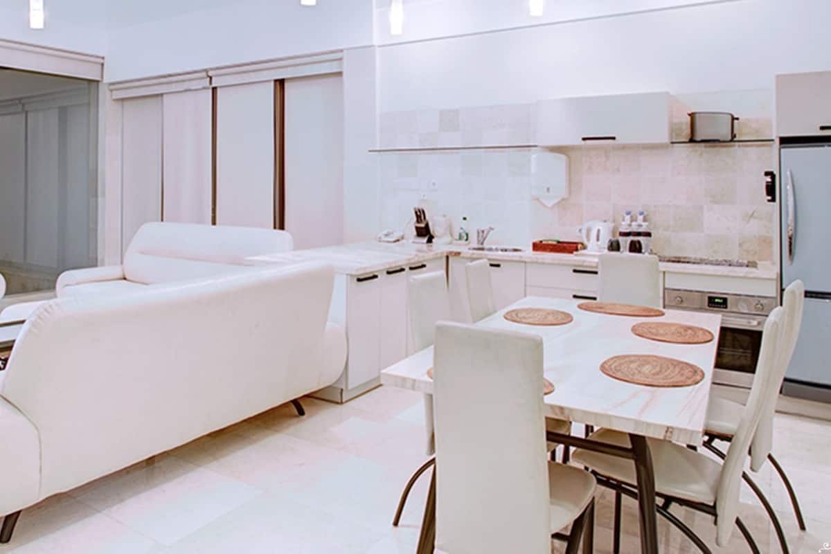 suite, 3 bedrooms with ocean view | 3 bedrooms, minibar, in-room safe, desk