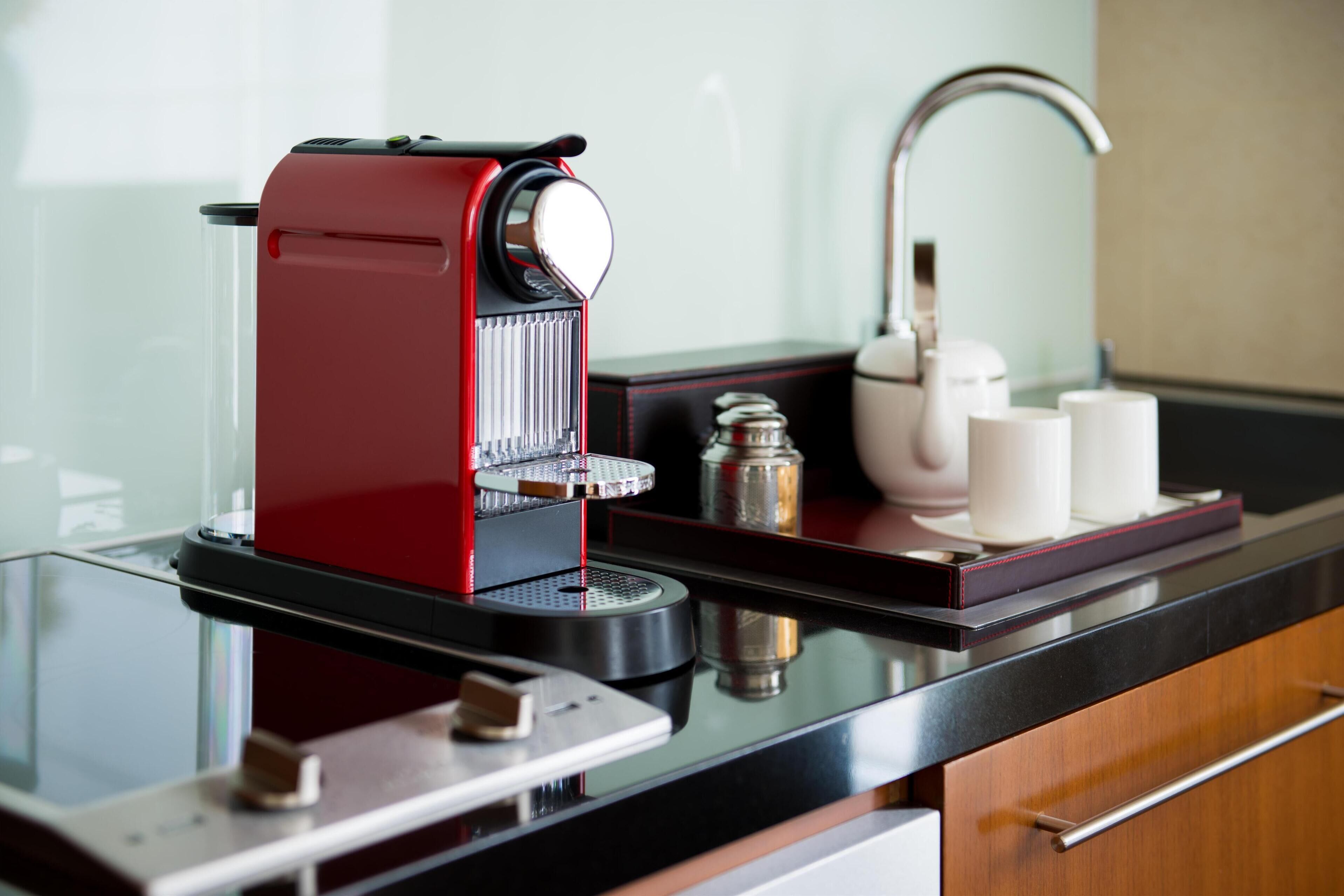 premier suite | 1 bedroom, hypo-allergenic bedding, minibar, in-room safe