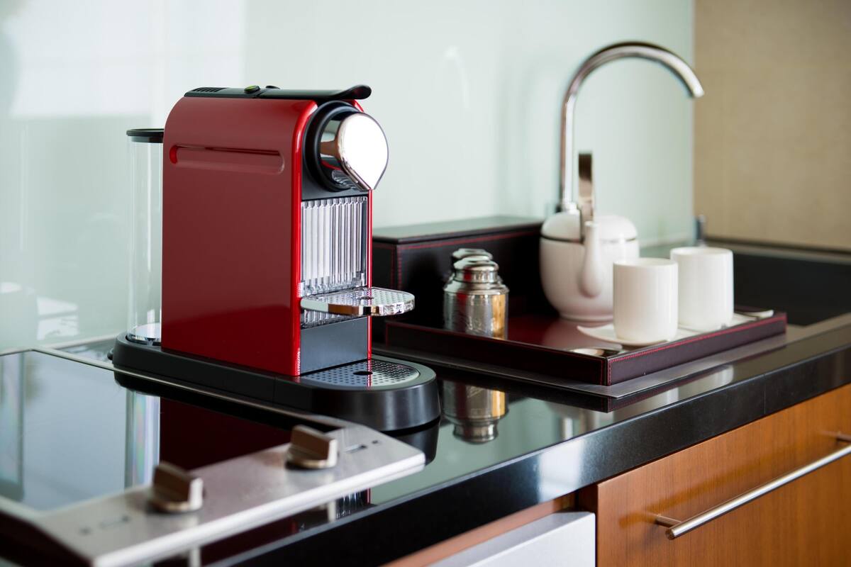 premier suite | 1 bedroom, hypo-allergenic bedding, minibar, in-room safe