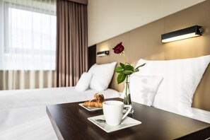 Single Room | In-room safe, desk, iron/ironing board, rollaway beds - Hotel Victor Pruszków DeSilva (Pruszkow)