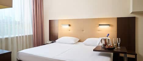 In-room safe, desk, iron/ironing board (on request)