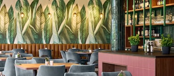Hotel Victor Pruszków DeSilva