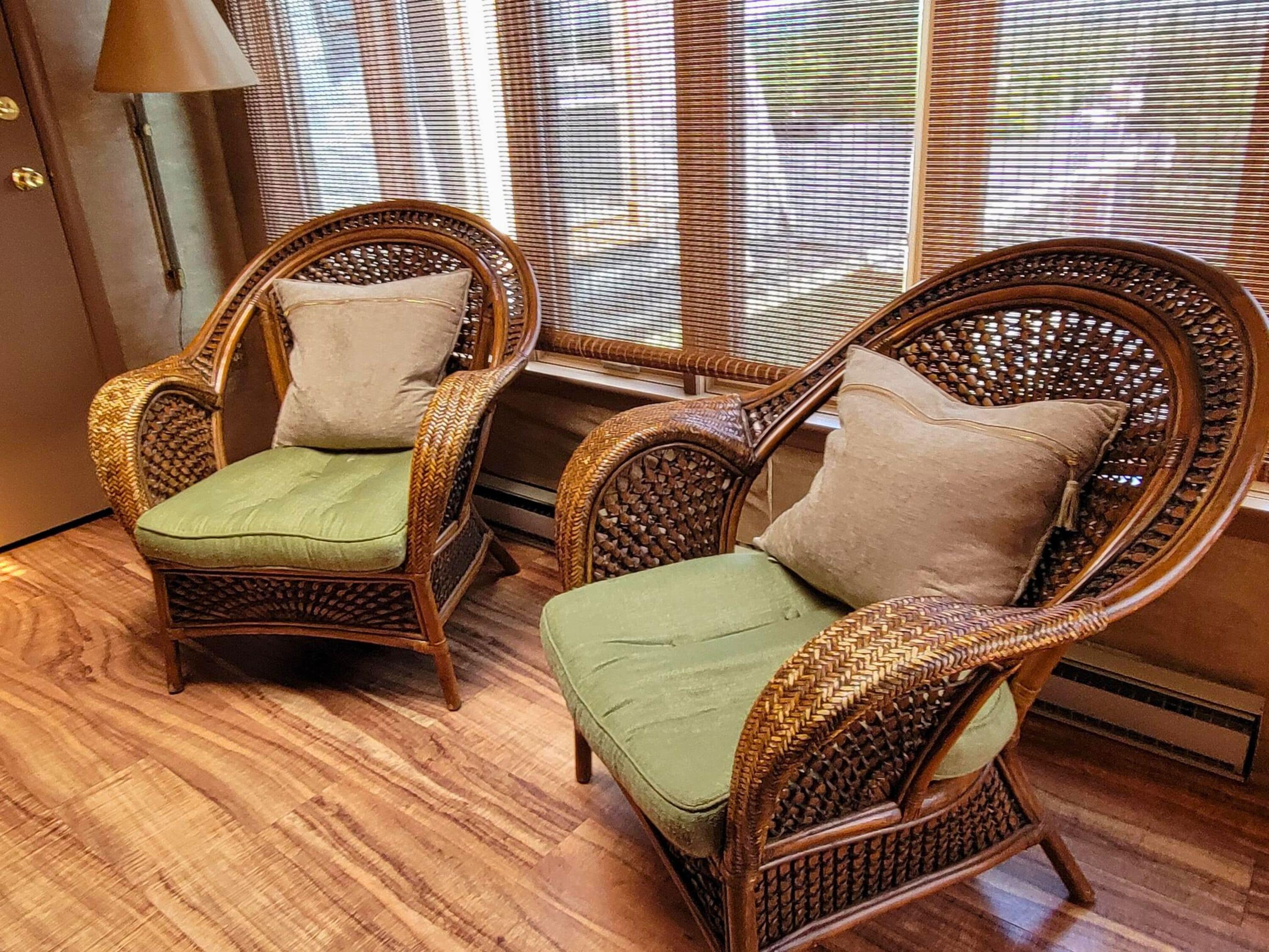 بديكورات فريدة لكل غرفة وطراز فريد لكل وحدة ومكتب وستائر تعتيم