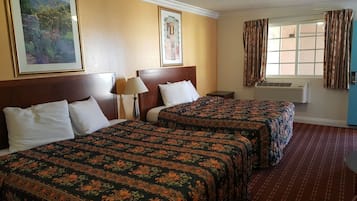 Deluxe King Room, 2 King Beds, Non-Smoking | Gratis wi-fi
