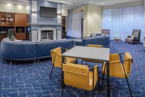 Lobby - Courtyard by Marriott Reading Wyomissing (Wyomissing)