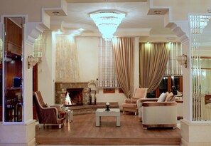 Fireplace - Famissi Hotel (Kalabaka)