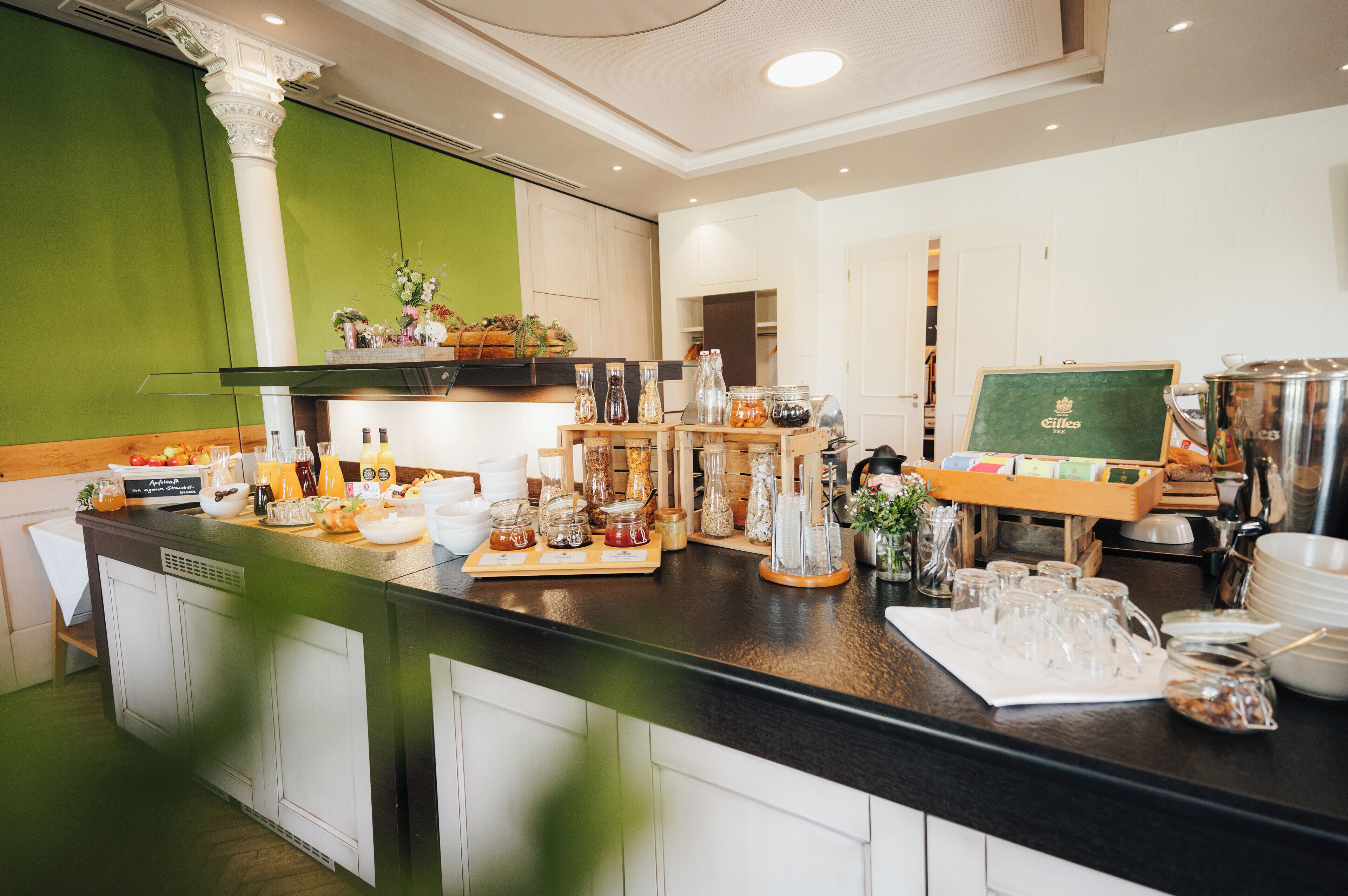 daily buffet breakfast (eur 8 per person)