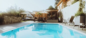 Landgasthof & Land-gut-Hotel Zur Rose