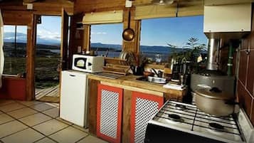 Exclusive Cottage, 3 Bedrooms (Ensueños) | Private kitchen | Full-sized fridge, microwave, oven, stovetop