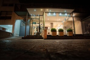 Front of property - Punta Trouville Hotel (Montevideo)