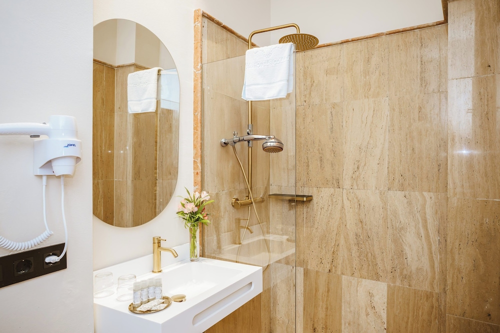 Hotel Casas de Santa Cruz Sevilla by null