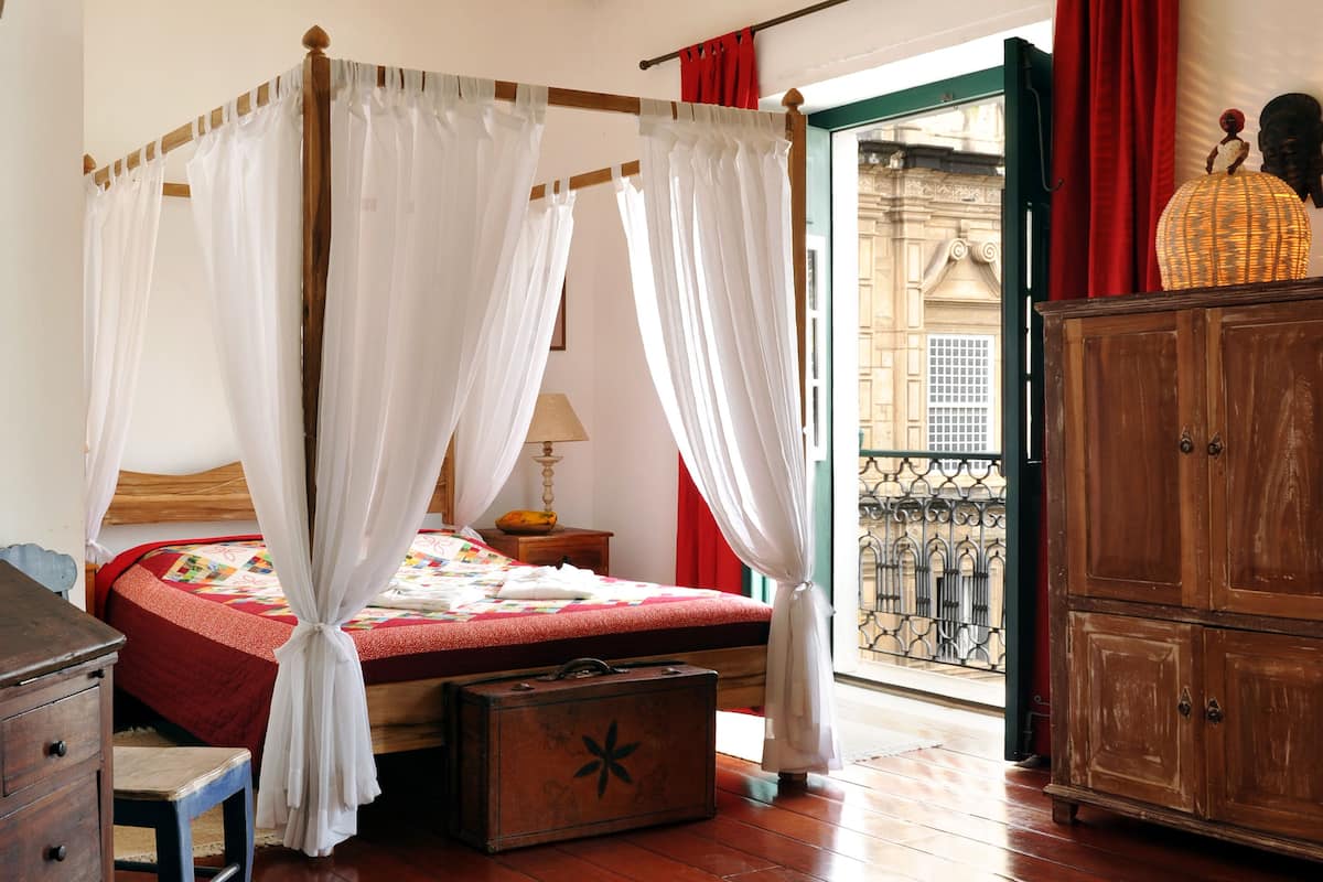 deluxe room | premium bedding, minibar, in-room safe, individually decorated