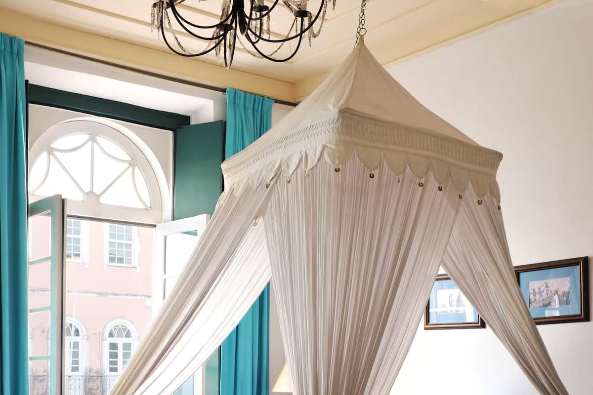 deluxe room | premium bedding, minibar, in-room safe, individually decorated